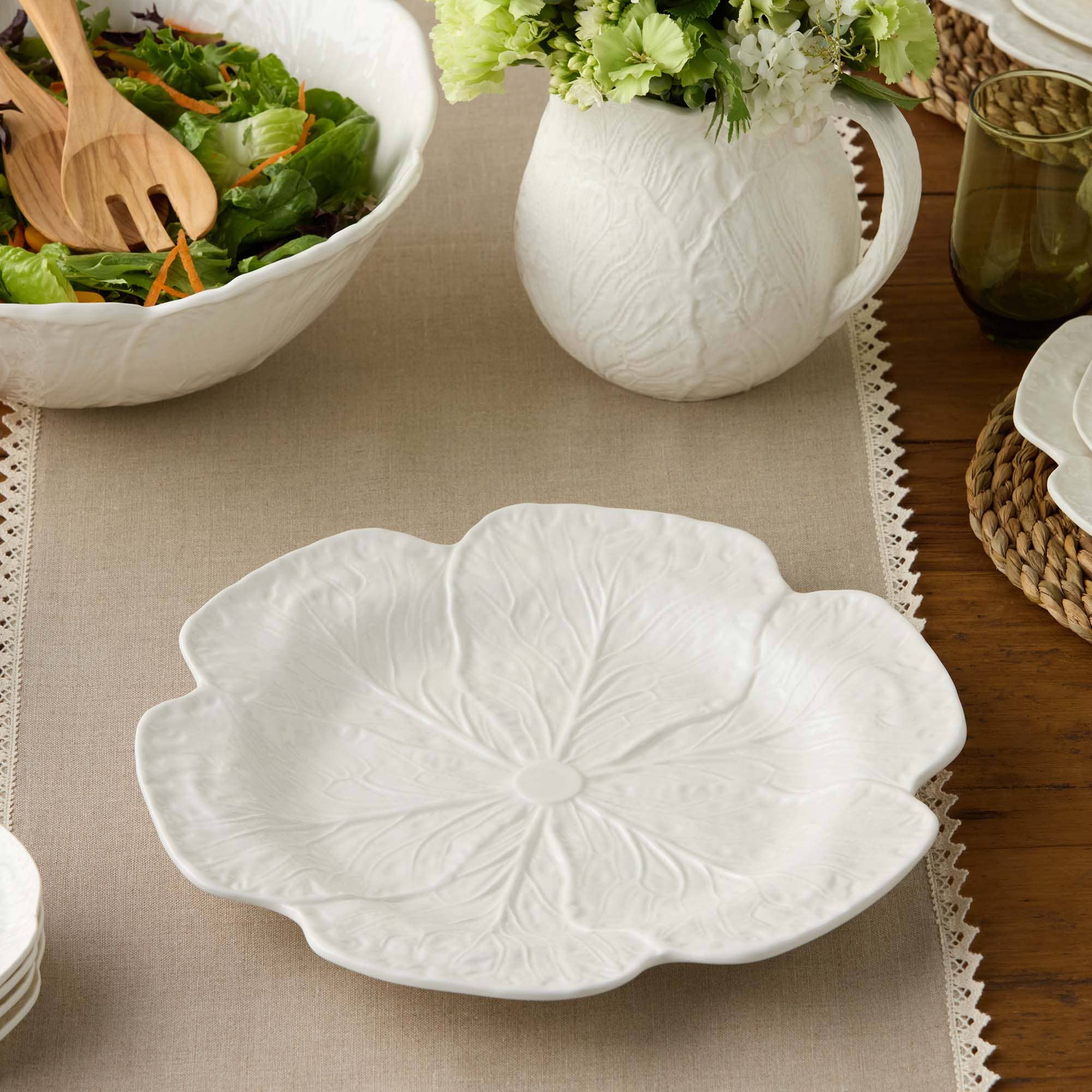 Le Jardin White Cabbage 3-D Round Platter 13 in