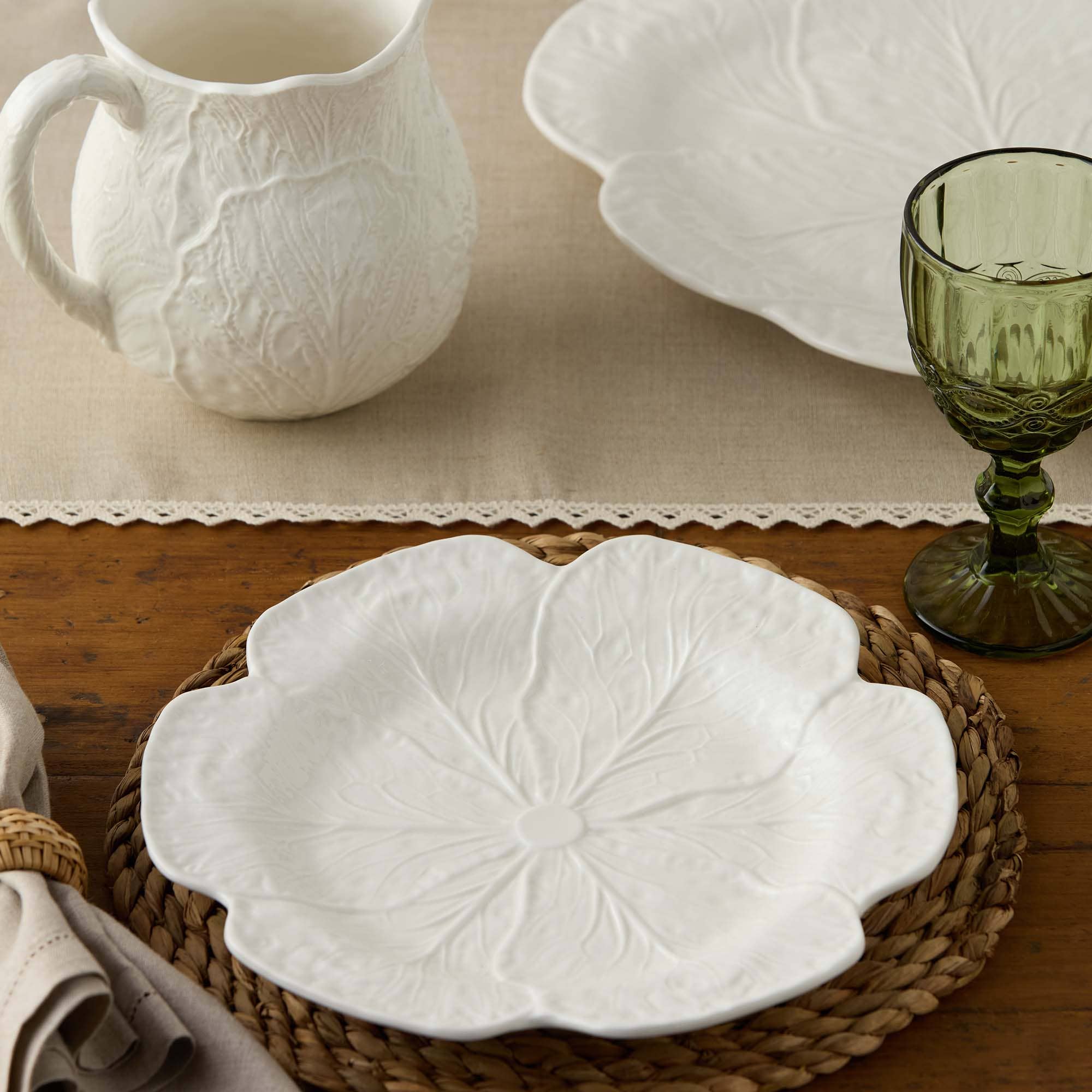Le Jardin White Cabbage 3-D Dinner Plate 11 in