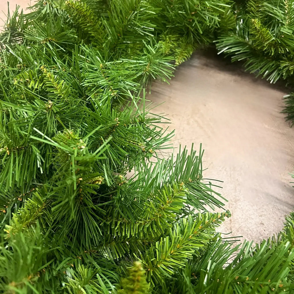 24" Mixed Pine Christmas Wreath 165T