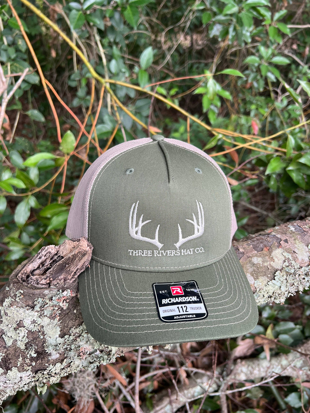 Classic Whitetail Rack - Trucker Snapback Hat - Richardson 112