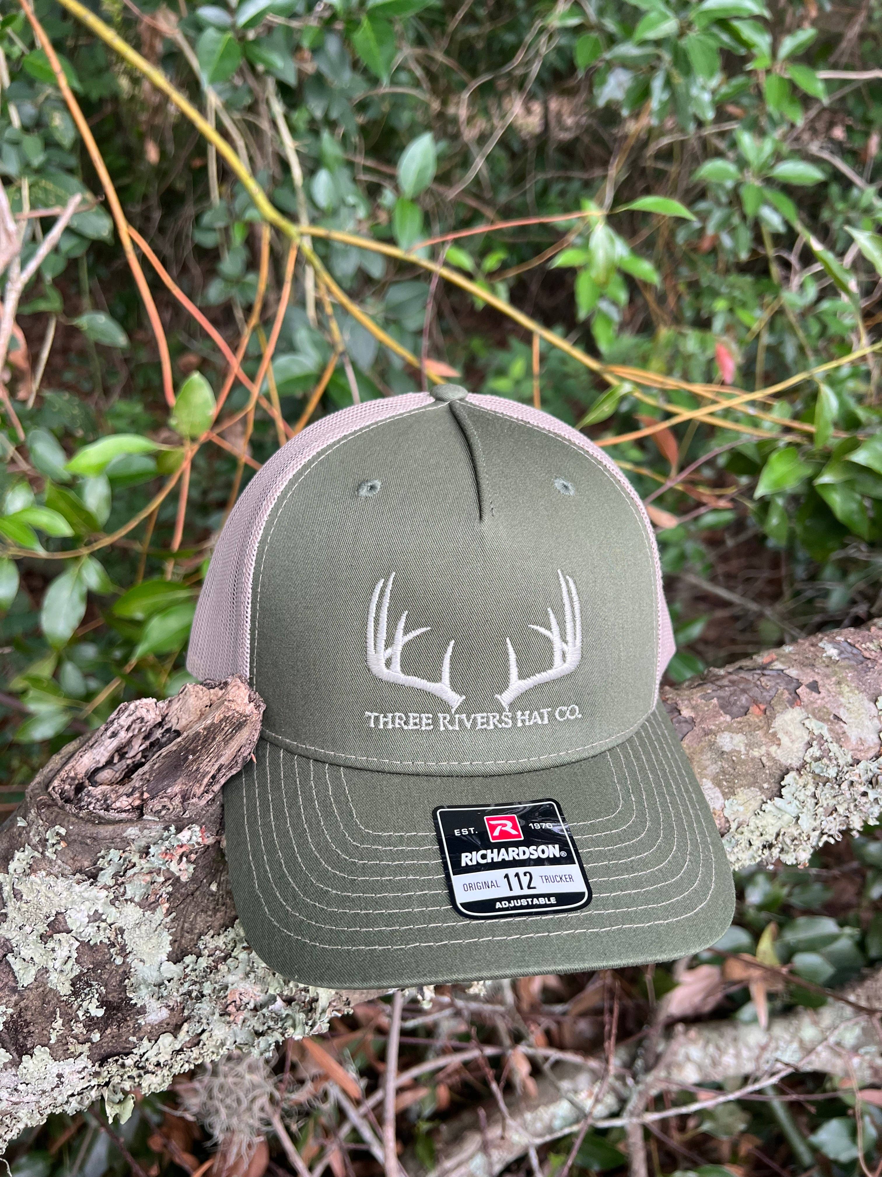 Classic Whitetail Rack - Trucker Snapback Hat - Richardson 112