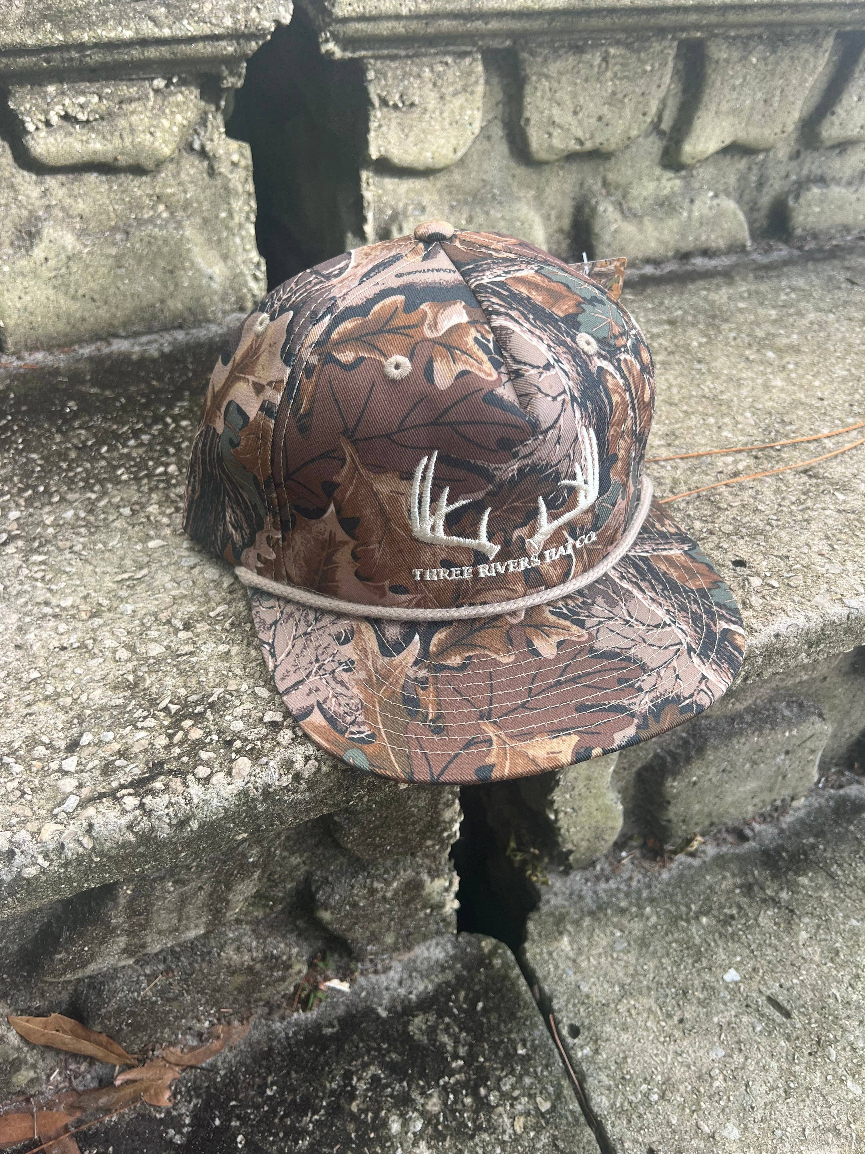 Classic Whitetail Rack - Rope Snapback - Richardson 256p