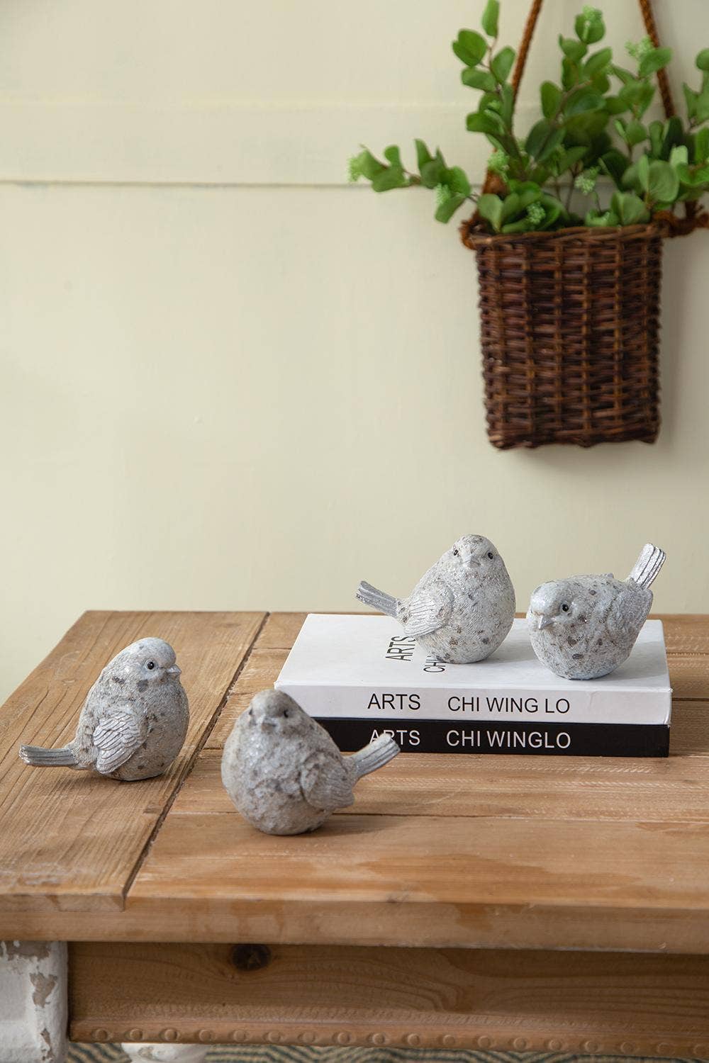 S/4 4.7x2.7x4"H Resin Sparkly Snow Bird 16S/CTN